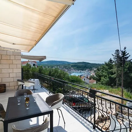 Apartment Brazza *