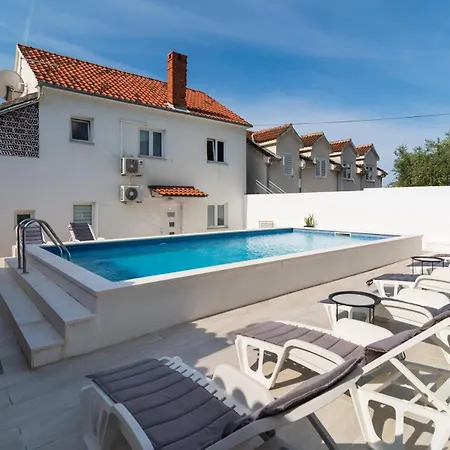 Apartment Brazza